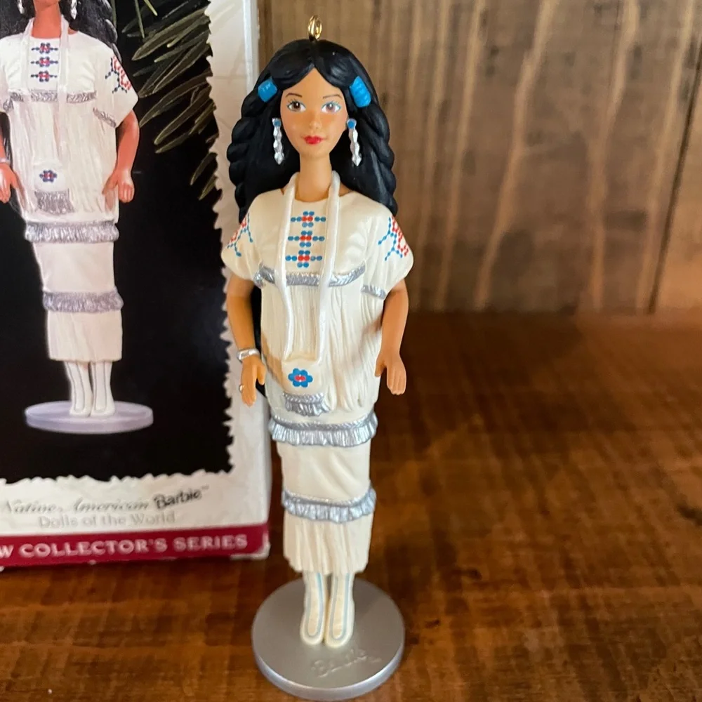1996 Hallmark Barbie Native American Ornament DOLLS OF THE WORLD Never displayed